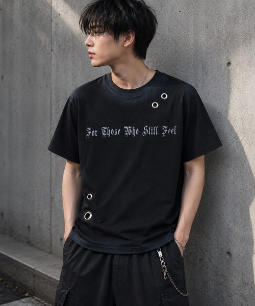 BENDER TOKYO(ベンダートウキョウ)の「スプレー加工 アイレット ショート丈 ロゴプリント Tシャツ / ユニセックス(Tシャツ/カットソー・メンズ・カモフラージュ/ピンク/アイボリー/ブラック・S/M/L)」の5枚目の写真