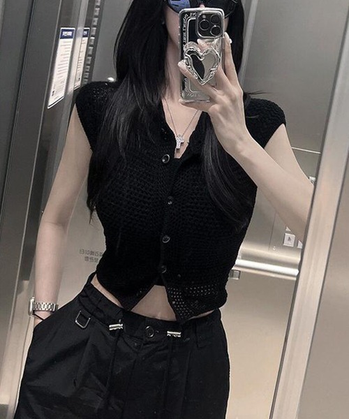 Kuroba(クロバ)の「2WAY ニットタンクベスト(ベスト・レディース・オフホワイト/ブルー/ブラック・FREE)」の6枚目の写真