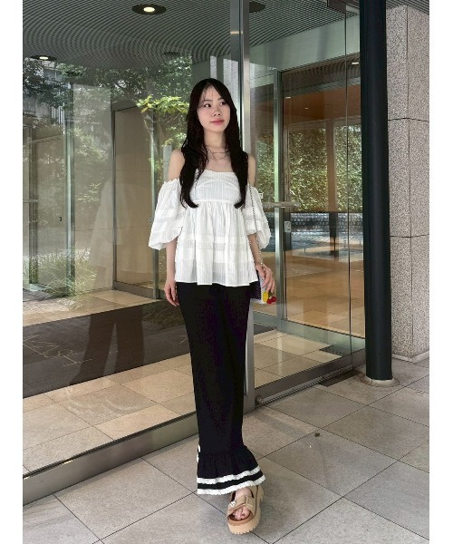 LILY BROWN(リリーブラウン)の「ヘムフリルカットパンツ(その他パンツ・レディース・グレー/ブラック/ホワイト・F)」の14枚目の写真