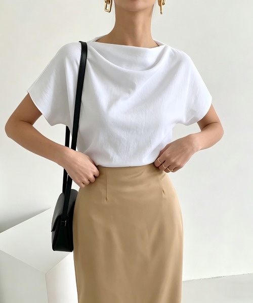 Aelina(エリナ)の「半袖トップス(Tシャツ/カットソー・レディース・ホワイト/ブラック・FREE)」の5枚目の写真