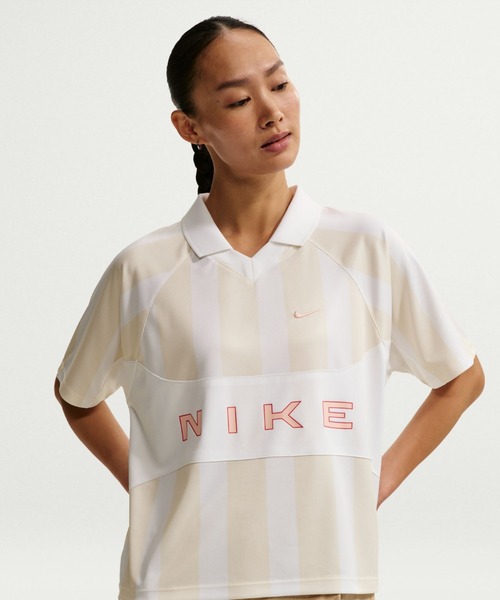 NIKE（ナイキ）の「ナイキ スポーツウェア ウィメンズ オーバーサイズド ジャージー / Nike Sportswear Women's Oversized Jersey IO0914-103 Chalk（Tシャツ/カットソー・レディース・ホワイト系その他2・M/XS/S/XL/L）」の10枚目の写真