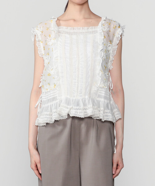 crinkle crinkle crinkle(クリンクルクリンクルクリンクル)の「crinkle crinkle crinkle | シアーフラワー ベストブラウス WOMEN(シャツ/ブラウス・レディース・ブラック/アイボリー・F)」の10枚目の写真