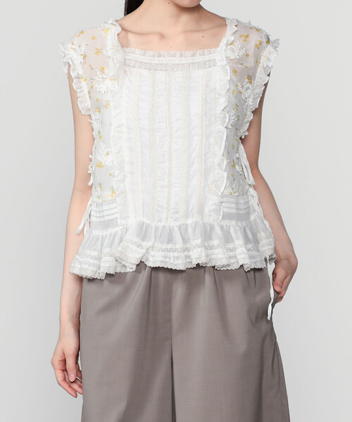 crinkle crinkle crinkle(クリンクルクリンクルクリンクル)の「crinkle crinkle crinkle | シアーフラワー ベストブラウス WOMEN(シャツ/ブラウス・レディース・ブラック/アイボリー・F)」の7枚目の写真