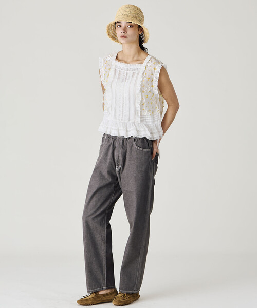 crinkle crinkle crinkle(クリンクルクリンクルクリンクル)の「crinkle crinkle crinkle | シアーフラワー ベストブラウス WOMEN(シャツ/ブラウス・レディース・ブラック/アイボリー・F)」の4枚目の写真