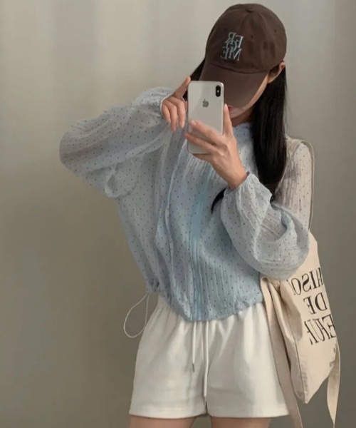 Teem Store(チームストア)の「ドット柄シアージップパーカー 日差し対策 梅雨対策(パーカー・レディース・ブルー/ホワイト・F)」の5枚目の写真