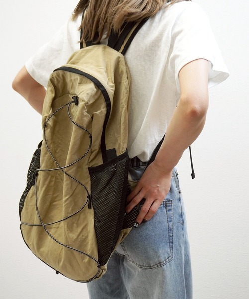 gossara（ゴサラ）の「【注目アイテム】ドロストリングバックパック（バックパック/リュック・レディース・ブラック/ベージュ・FREE）」の5枚目の写真