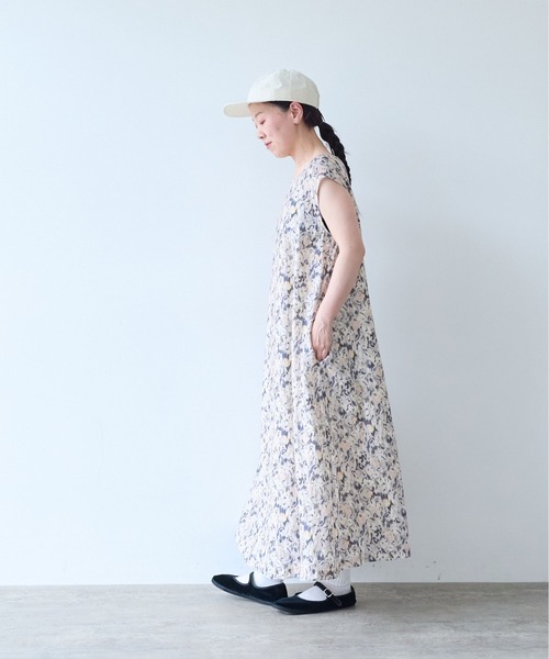yuni(ユニ )の「painting flower print one-piece(ワンピース・レディース・ベージュ/イエロー・FREE)」の7枚目の写真