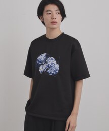 フラワープリントTシャツ