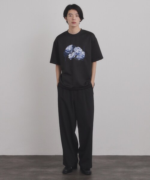 tk.TAKEO KIKUCHI(ティーケータケオキクチ)の「フラワープリントTシャツ(Tシャツ/カットソー・メンズ・ブルー/ブラック/ホワイト・02/03)」の15枚目の写真