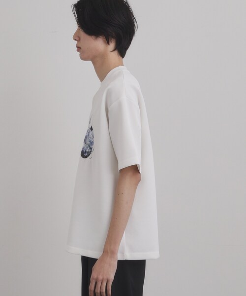 tk.TAKEO KIKUCHI(ティーケータケオキクチ)の「フラワープリントTシャツ(Tシャツ/カットソー・メンズ・ブルー/ブラック/ホワイト・02/03)」の18枚目の写真