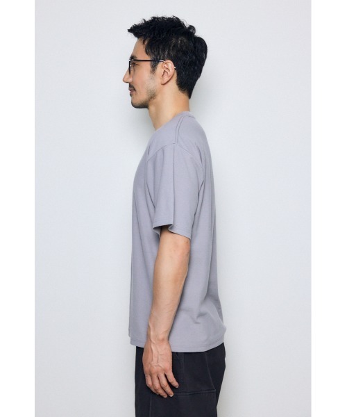 AZUL by moussy(アズールバイマウジー)の「梨地ブークレトップス(Tシャツ/カットソー・メンズ・ブルー/オフホワイト/グレー/イエロー系その他/ブラック・LARGE/MEDIUM/SMALL)」の8枚目の写真