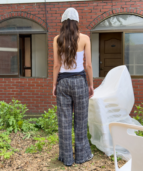 DIAGONAL(ダイアゴナル)の「HOLE HALTER NECK TOP (white)(Tシャツ/カットソー・レディース・その他・FREE)」の6枚目の写真