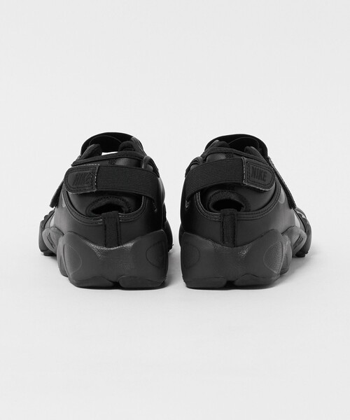 NIKE(ナイキ)の「<NIKE>W エアリフト ドット スニーカー(スニーカー・レディース・ブラック・23cm/24cm/25cm/26cm/22cm)」の6枚目の写真