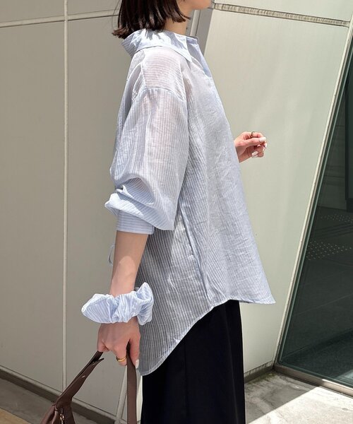 Thevon(ゼボン)の「シアーストライプシャツ×シュシュセット(シャツ/ブラウス・レディース・グリーン/イエロー/ピンク/サックスブルー・FREE)」の11枚目の写真