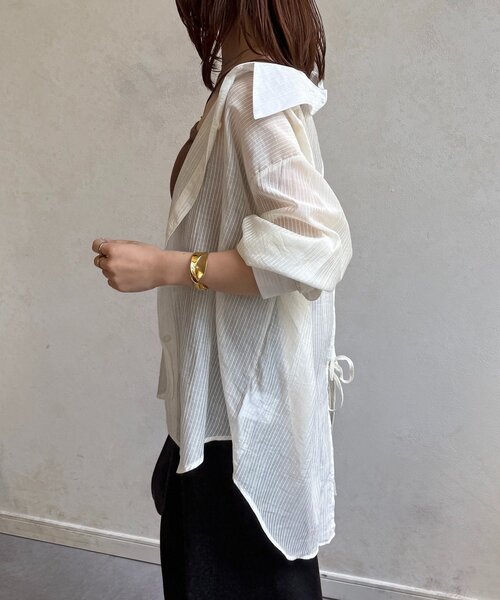 Thevon(ゼボン)の「シアーストライプシャツ×シュシュセット(シャツ/ブラウス・レディース・グリーン/イエロー/ピンク/サックスブルー・FREE)」の5枚目の写真