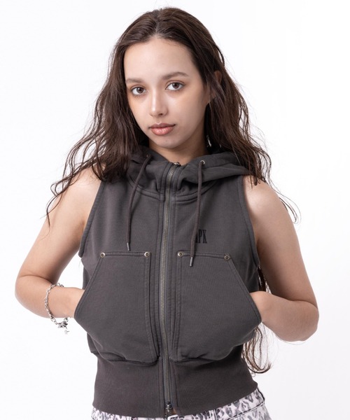 ま*ー様 ピンクノースリーブジャンバー　APOL-M atmos pink No Sleeve Zip-up Hoodie / アトモス ピンク ノースリーブ