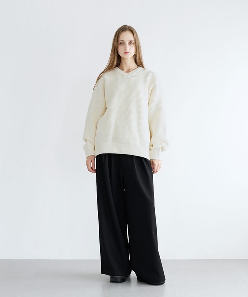 LILL(リル)の「マルチファンクションルーズシルエットVネックニット【静電防止/抗ピリング/ウォッシャブル】(ニット/セーター・メンズ・ブラック/オフホワイト・L/M/S/XL)」の10枚目の写真
