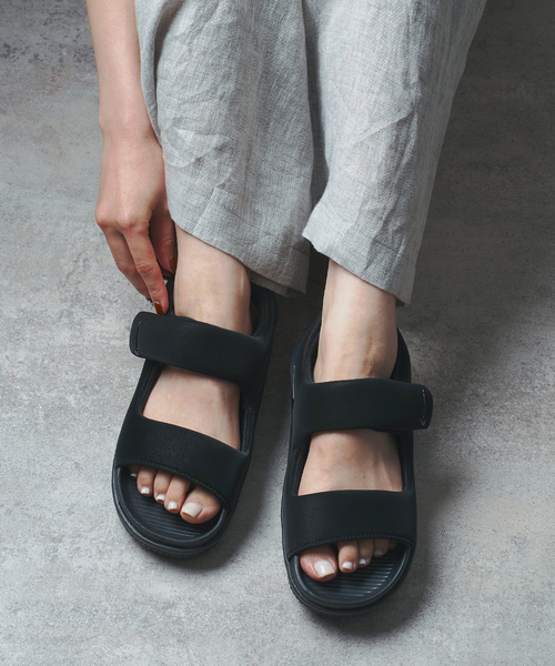 JOURNAL STANDARD relume（ジャーナルスタンダード　レリューム）の「《追加3》【NIKE/ナイキ】 W CALM SANDAL（サンダル・レディース・ブラック・23cm/24cm/25cm）」の4枚目の写真
