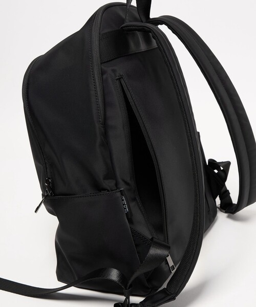 MARW UNITED ARROWS(マルゥ ユナイテッドアローズ)の「<MARW UNITED ARROWS>ベーシック ナイロン リュック(バックパック/リュック・レディース・ブラック・FREE)」の9枚目の写真