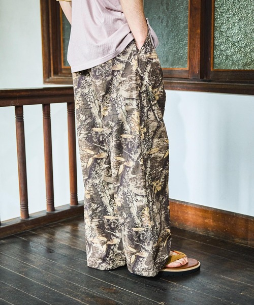 niko and...(ニコアンド)の「カモプリントワイドパンツ(その他パンツ・メンズ・その他3/その他1・LARGE/MEDIUM)」の6枚目の写真