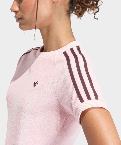 adidas(アディダス)の「テリータオル カリ 半袖Tシャツ / アディダスオリジナルス adidas Originals(Tシャツ/カットソー・レディース・ピンク・XX-LARGE/LARGE/MEDIUM/SMALL/X-LARGE)」の4枚目の写真