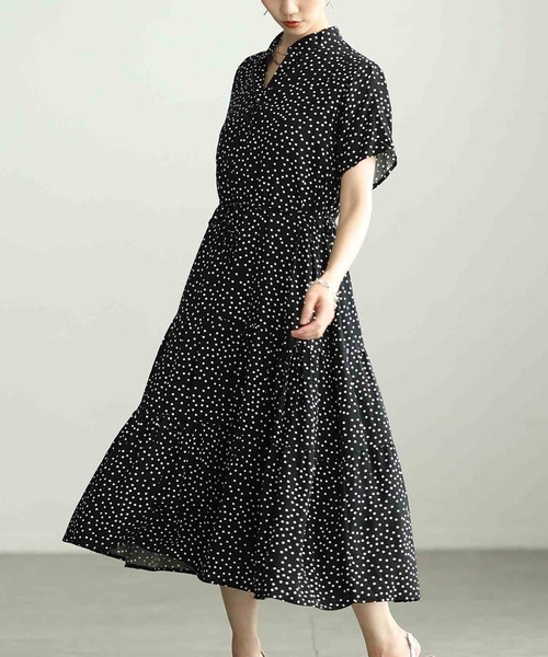 Sawa a la mode(サワアラモード)の「ベルト付きティアードシャツワンピース(シャツワンピース・レディース・ドット/ブラック×ホワイト・FREE)」の2枚目の写真