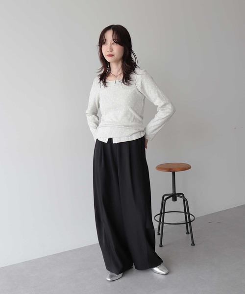 earth music&ecology(アースミュージックアンドエコロジー)の「パターンメッシュフラワーキャミソール(キャミソール・レディース・オフホワイト/ネイビー/杢グレー・FREE)」の18枚目の写真