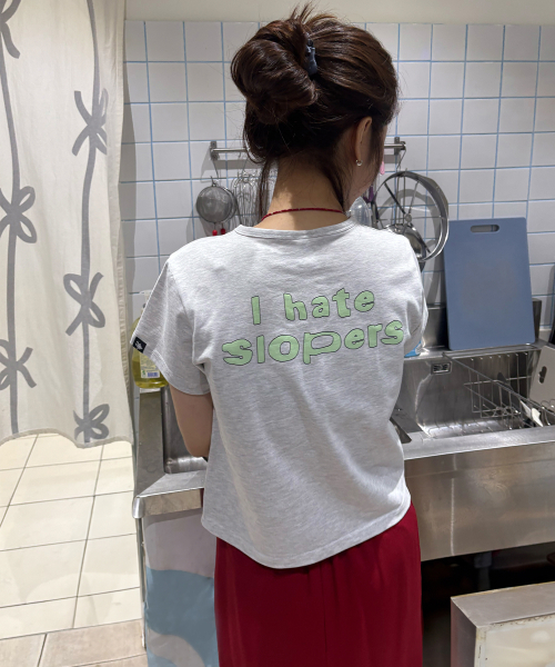 WHILE(ワイル)の「スロッパーヘイター クロップTシャツ (MELANGE)(Tシャツ/カットソー・レディース・その他・FREE)」の3枚目の写真