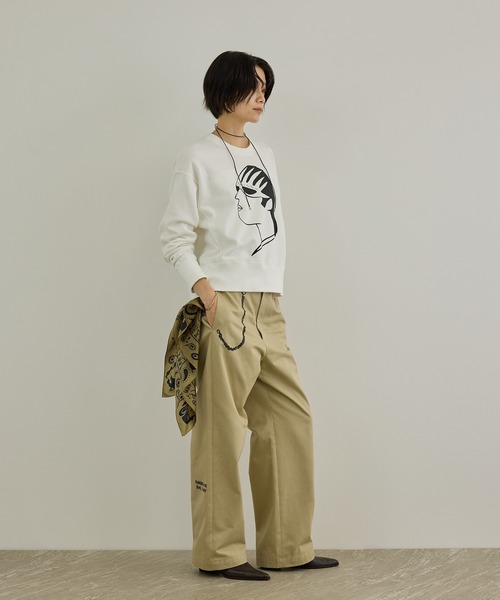 SALON adam et rope'(サロン アダム エ ロペ)の「【Camille de Cussac by SALON】アートプリントスウェット(スウェット・レディース・ベージュ系その他2/ホワイト系その他2/ベージュ系その他/ホワイト系その他/ベージュ/ホワイト・FREE)」の9枚目の写真