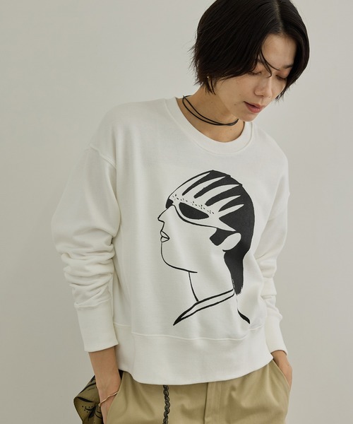 SALON adam et rope'(サロン アダム エ ロペ)の「【Camille de Cussac by SALON】アートプリントスウェット(スウェット・レディース・ベージュ系その他2/ホワイト系その他2/ベージュ系その他/ホワイト系その他/ベージュ/ホワイト・FREE)」の15枚目の写真