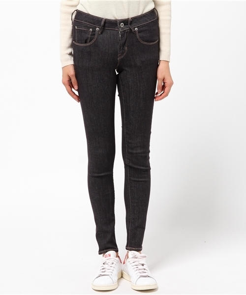 earth music&ecology（アースミュージックアンドエコロジー）の「【2016Spring】《スキスキスキニー》デニムライクスキニーパンツ（デニムパンツ・レディース・インディゴブルー・SMALL/LARGE/MEDIUM/X-SMALL）」の2枚目の写真