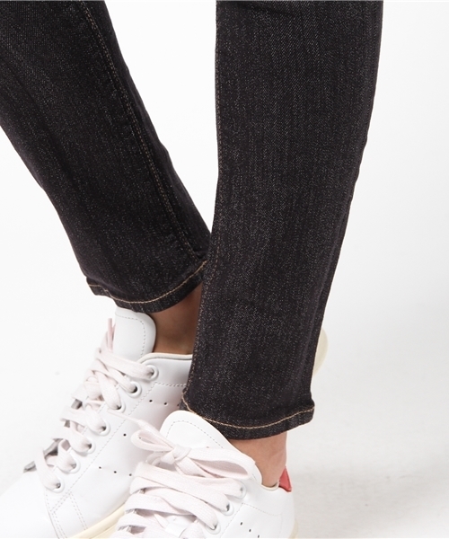 earth music&ecology（アースミュージックアンドエコロジー）の「【2016Spring】《スキスキスキニー》デニムライクスキニーパンツ（デニムパンツ・レディース・インディゴブルー・SMALL/LARGE/MEDIUM/X-SMALL）」の13枚目の写真