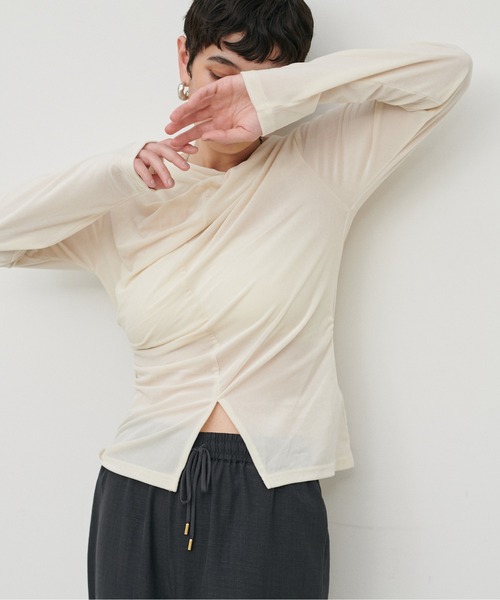 LARUTA（ラルータ）の「【LARUTA】［Web限定］シアーベロアカシュクールプルオーバー（Tシャツ/カットソー・レディース・アイボリー/ブラック/ブラウン/イエロー・FREE）」の5枚目の写真