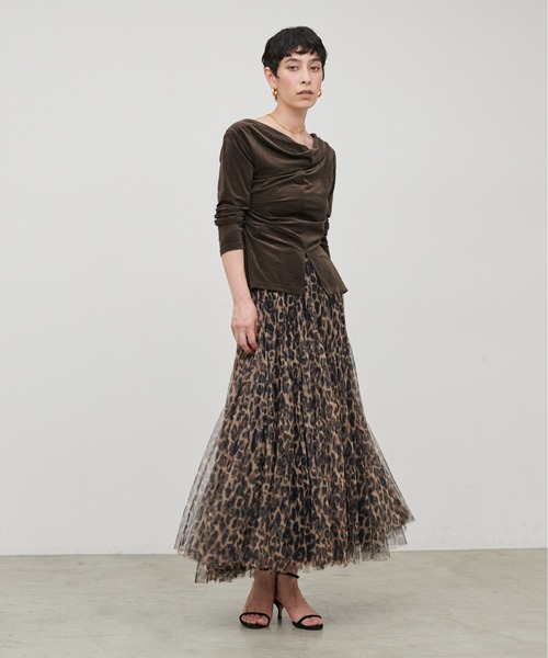 LARUTA（ラルータ）の「【LARUTA】［Web限定］シアーベロアカシュクールプルオーバー（Tシャツ/カットソー・レディース・アイボリー/ブラック/ブラウン/イエロー・FREE）」の21枚目の写真