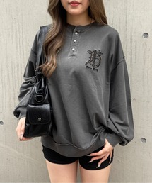 lilful（リルフル）の「【26年秋冬新作】アップリケ刺繍 ヘンリーネックロンT（Tシャツ/カットソー）」