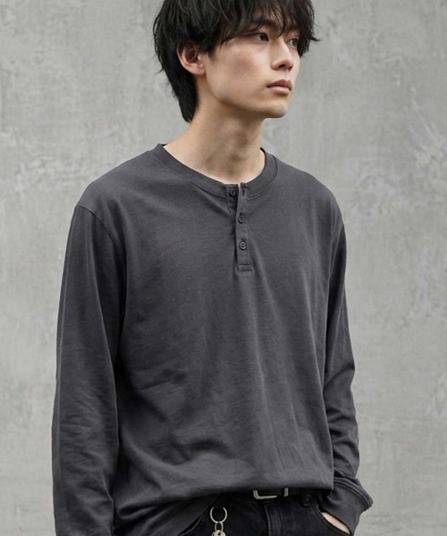 Universal Style Wear(ユニバーサルスタイルウェア)の「ヘンリーネック ちょいBIGロンT(Tシャツ/カットソー・メンズ・杢グレー/オフホワイト/ネイビー/チャコールグレー/ブラック/オートミール・M/XL/L)」の3枚目の写真