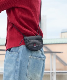 Overland（オーバーランド）の「NECK SHOULDER（財布）」