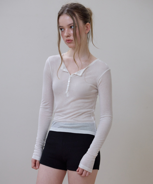 ROSEFRANTZ（ロゼフランツ）の「Henley Neck Layered Long Sleeve [Ivory]（Tシャツ/カットソー・レディース・アイボリー・OS）」の10枚目の写真