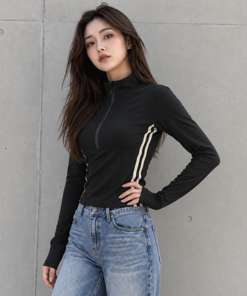 center i(センターアイ)の「サイドライン ハーフジップ長袖トップス(Tシャツ/カットソー・レディース・ブラック/オフホワイト・FREE)」の9枚目の写真