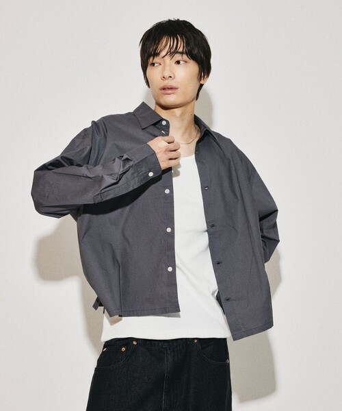 FREAK'S STORE(フリークスストア)の「限定展開 レギュラーカラー クロップド シャツ(シャツ/ブラウス・メンズ・ピンク/ブラック/ホワイト/チャコールグレー/ブルー/サックスブルー・MEDIUM/SMALL/LARGE)」の3枚目の写真