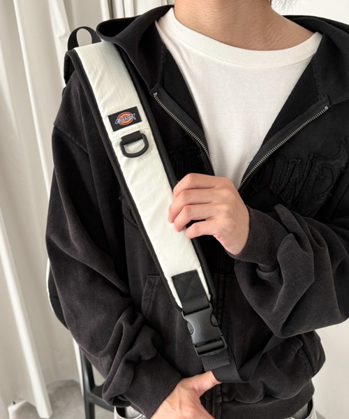 Dickies（ディッキーズ）の「∴WEGO/別注Dickiesワンショルダーバッグ（ショルダーバッグ・レディース・ブラック系その他/オフホワイト/ブラック/ライトグレー・FREE）」の7枚目の写真
