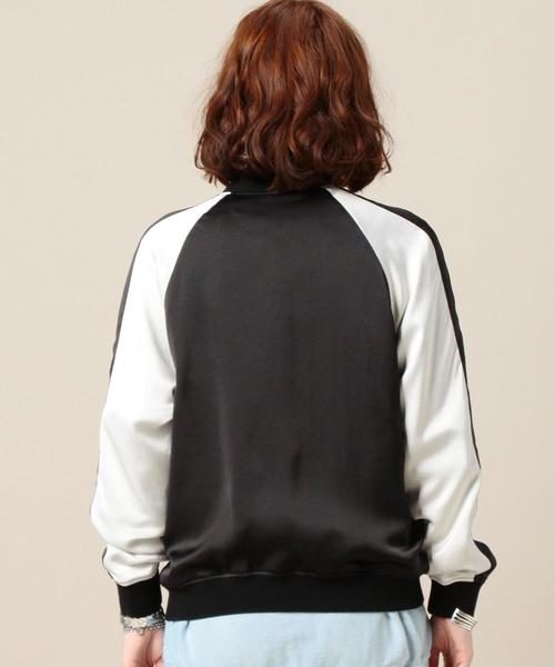 BEAUTY&YOUTH UNITED ARROWS(ビューティーアンドユースユナイテッドアローズ)の「BY サテンスカジャン◆(ブルゾン・レディース・ブラック/ベージュ・FREE)」の4枚目の写真