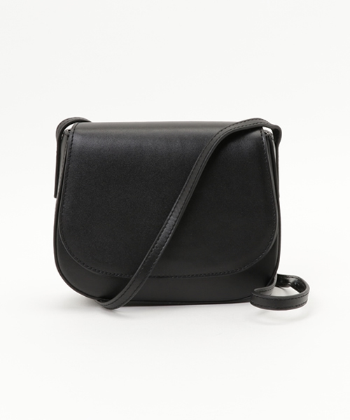 SLY(スライ)の「【ViVi 9月号掲載】LEATHER POCHETTE(ショルダーバッグ・レディース・オレンジ系その他/グレー/ワインレッド/ブラック/ピンク系その他/ブルー・FREE)」の2枚目の写真