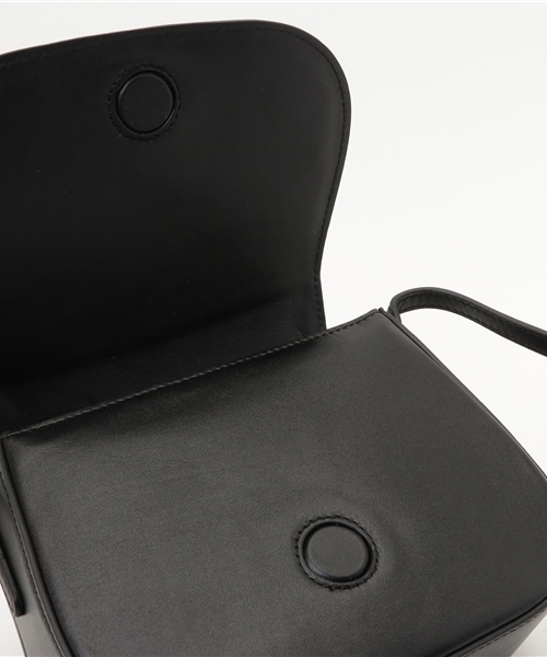 SLY(スライ)の「【ViVi 9月号掲載】LEATHER POCHETTE(ショルダーバッグ・レディース・オレンジ系その他/グレー/ワインレッド/ブラック/ピンク系その他/ブルー・FREE)」の8枚目の写真