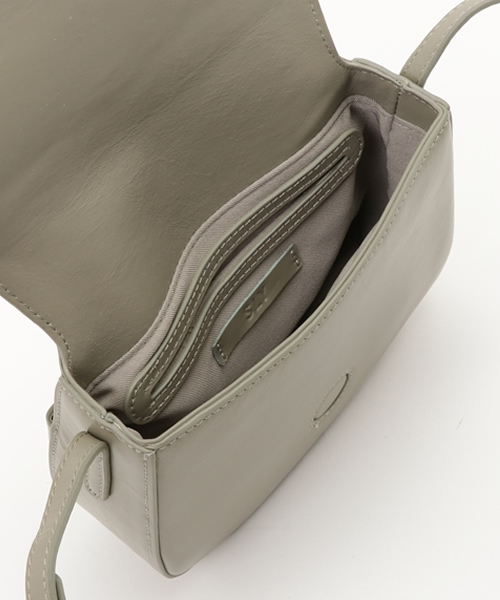 SLY(スライ)の「【ViVi 9月号掲載】LEATHER POCHETTE(ショルダーバッグ・レディース・オレンジ系その他/グレー/ワインレッド/ブラック/ピンク系その他/ブルー・FREE)」の10枚目の写真