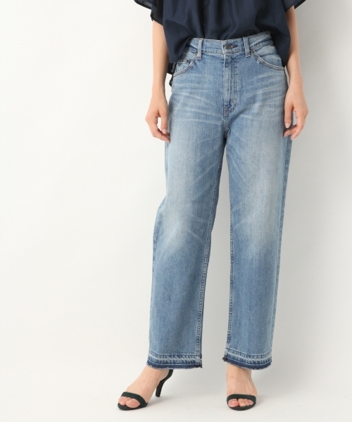 A part by（アパートバイ）の「デニムストレートパンツ　765483 （デニムパンツ・レディース・ブルー/ライトブルー・MEDIUM/LARGE）」の2枚目の写真