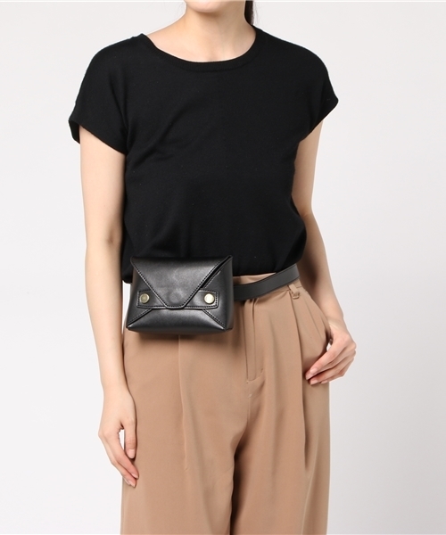 SLY(スライ)の「LETTER POCHETTE BELT(ショルダーバッグ・レディース・グレー/キャメル/ブラック・FREE)」の10枚目の写真