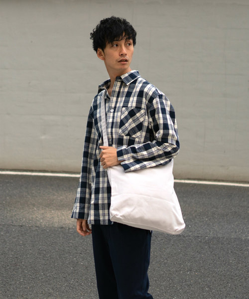 United Athle(ユナイテッドアスレ)の「【United Athle / ユナイテッドアスレ】ヘビーキャンバス2WAYショルダー(ショルダーバッグ・レディース・ブラック/グレー/ブルー/ネイビー/アイボリー/ブラック系その他/オリーブ・FREE)」の13枚目の写真