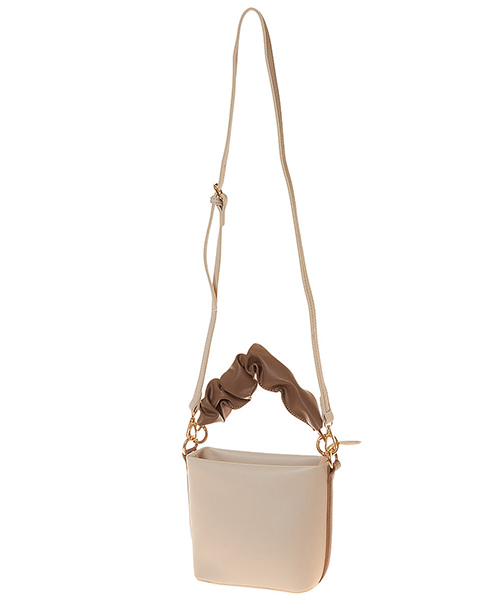 Color（カラー）の「バイカラースクエアバッグ（ハンドバッグ・レディース・ブラック/ブラウン/カーキ/ベビーピンク・FREE）」の6枚目の写真