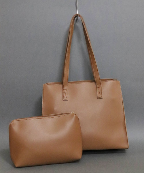 florist（フローリスト）の「【ポーチ付き】サイドファスナーカットオフトートバッグ（ショルダーバッグ・レディース・ブラック/ベージュ/グレー/ピンク/グリーン/キャメル・FREE）」の5枚目の写真